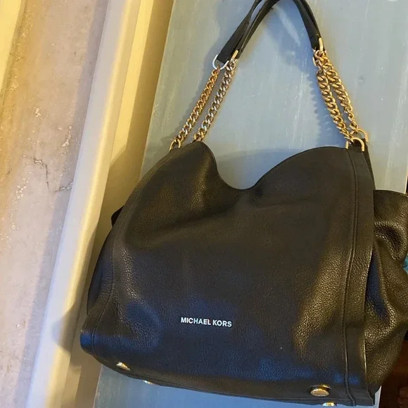 Michael Kors Newbury Pebbled Leather Chain Tote‎ Bag